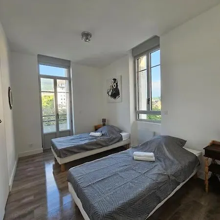 Panorama Du Sanctuaire 400 Metres De La Grotte 3 8 Personnes Parking Ferme Gratuit *