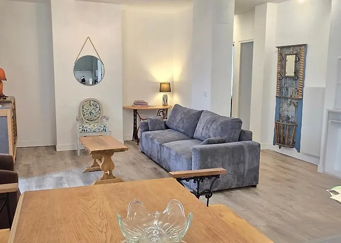 Panorama Du Sanctuaire 400 Metres De La Grotte 3 8 Personnes Parking Ferme Gratuit * Λούρδη