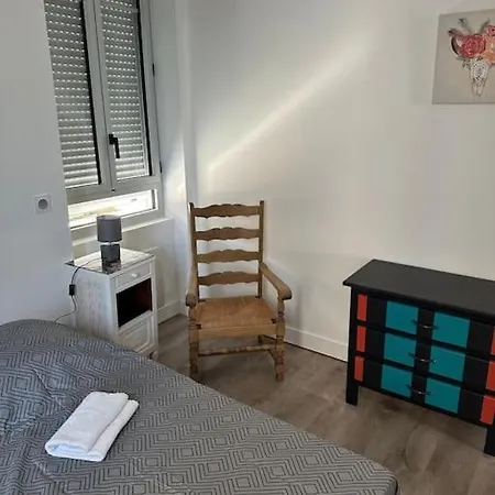 Panorama Du Sanctuaire 400 Metres De La Grotte 3 8 Personnes Parking Ferme Gratuit Appartement *