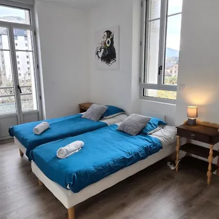 Panorama Du Sanctuaire 400 Metres De La Grotte 3 8 Personnes Parking Ferme Gratuit Lourdes