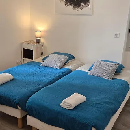 Appartement Panorama Du Sanctuaire 400 Metres De La Grotte 3 8 Personnes Parking Ferme Gratuit *